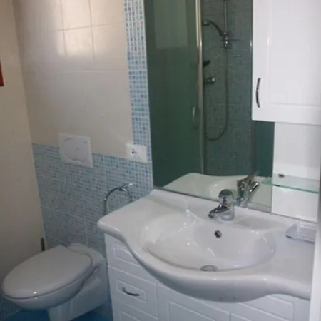 Appartement Modern With Swimming Pools - Beahost